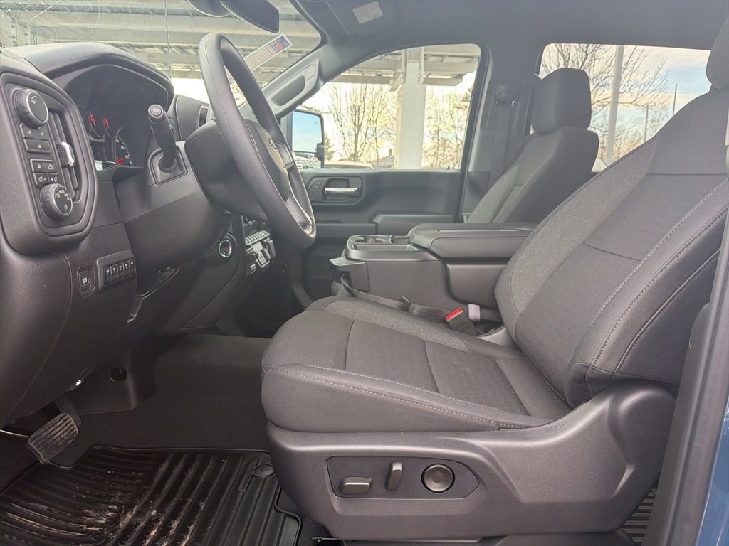 New 2026 Chevrolet Silverado 2500 Custom w/ Custom Value Package image 7
