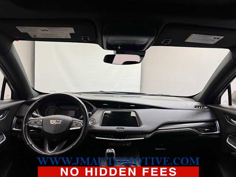 Used 2023 Cadillac XT4 Sport w/ Trailering Package image 12