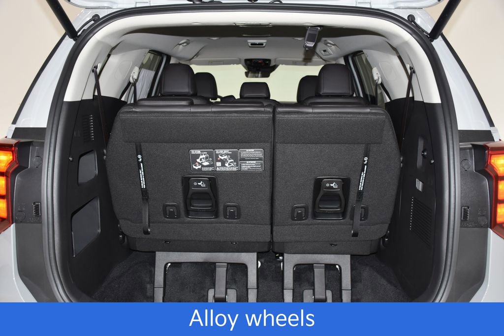 New 2026 Kia Carnival EX image 27