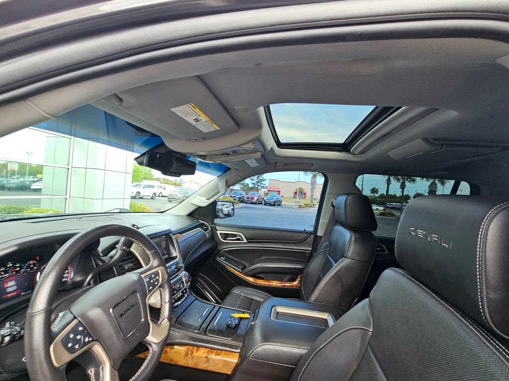 Used 2015 GMC Yukon Denali w/ Touring Package image 22
