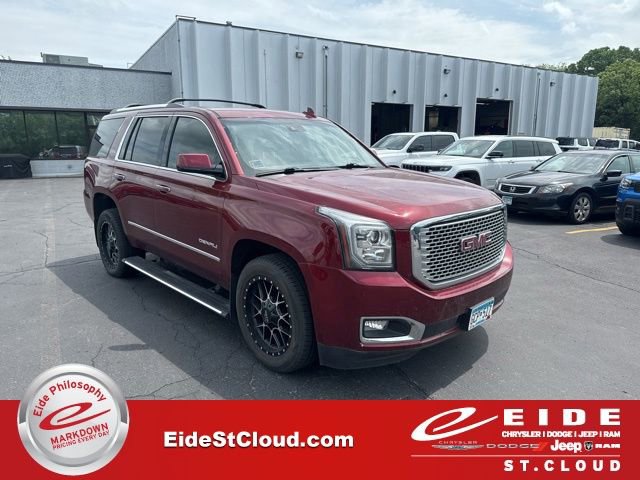 Used 2017 GMC Yukon Denali AWD/4WD image 1