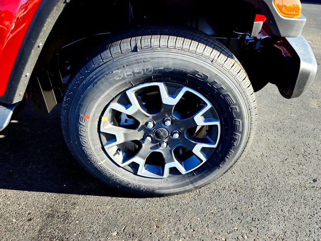 New 2025 Jeep Wrangler Sahara w/ Technology Group image 11