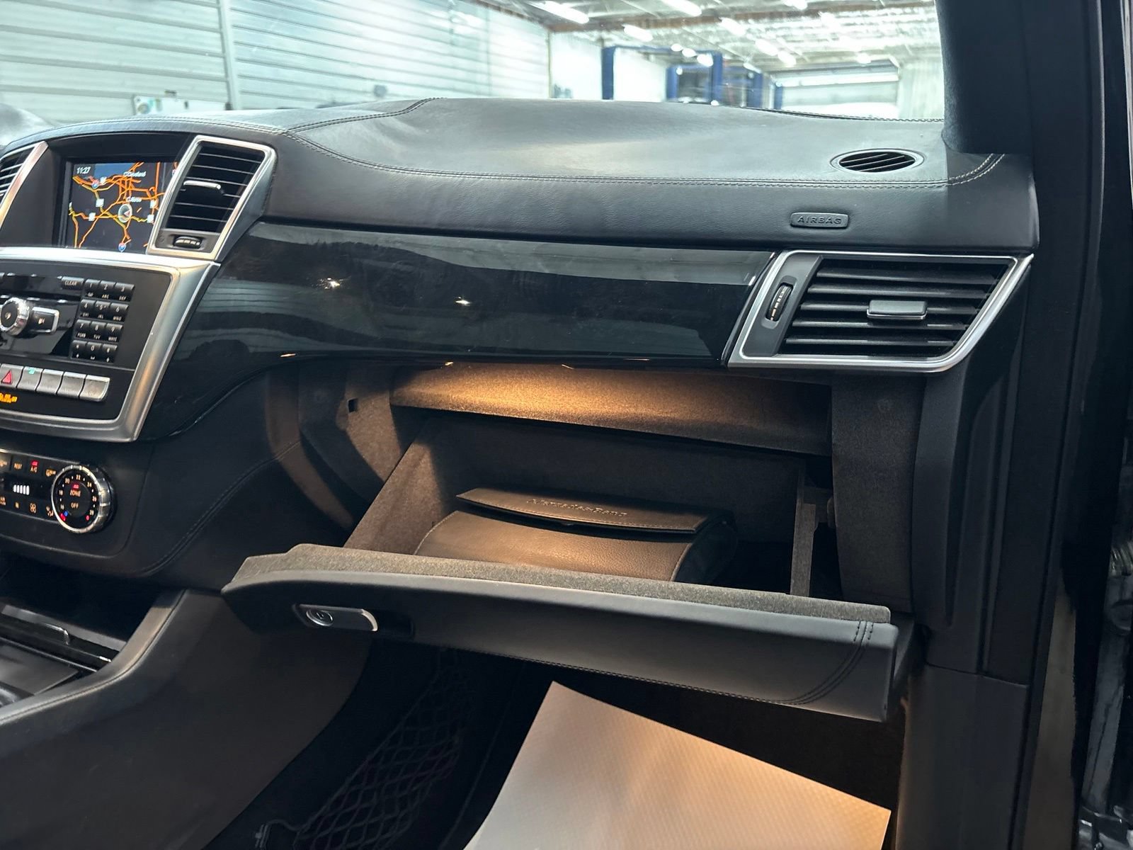 Used 2015 Mercedes-Benz ML 63 AMG 4MATIC image 30