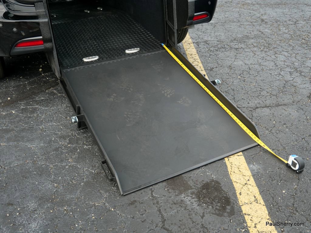 New 2025 Chrysler Voyager LX image 11