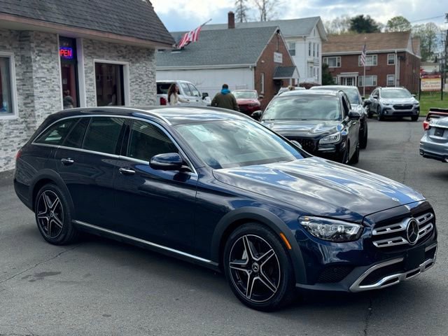 Used 2023 Mercedes-Benz E 450 4MATIC All-Terrain Wagon image 3