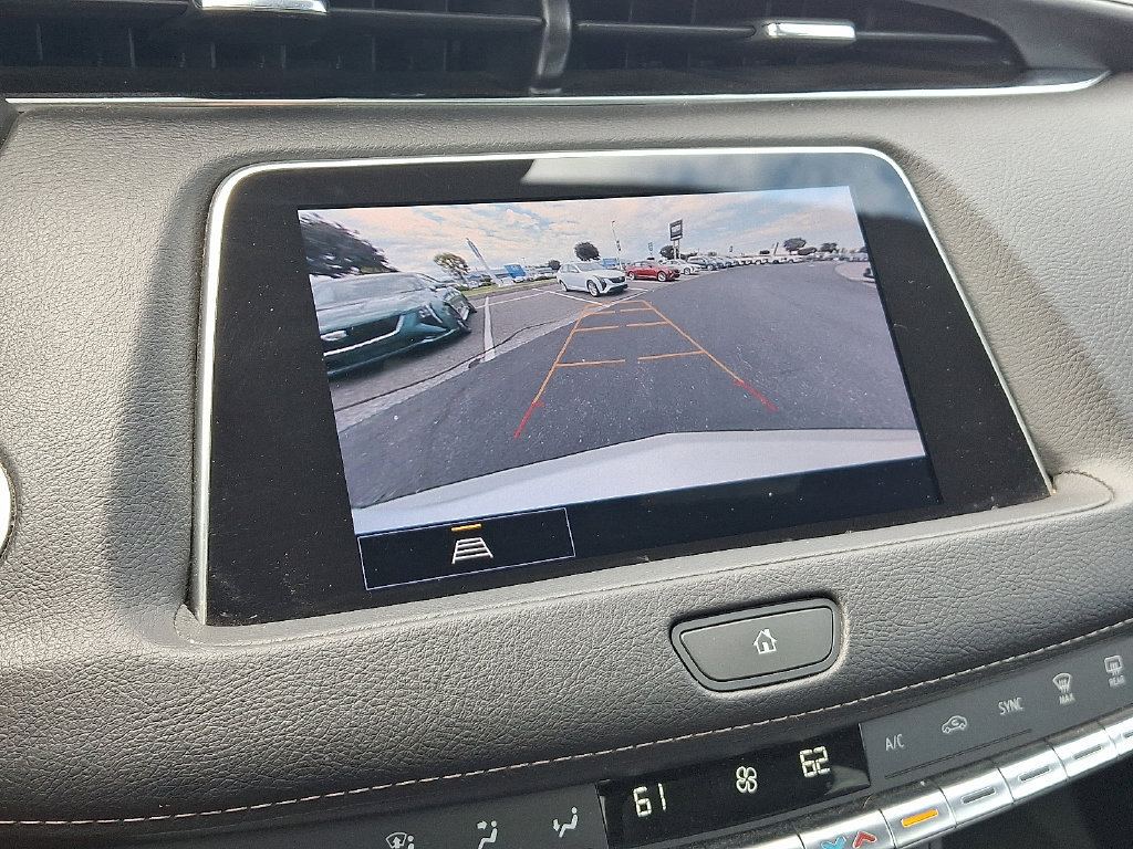 Certified 2023 Cadillac XT4 Premium Luxury w/ Cold Weather Package FWD image 20