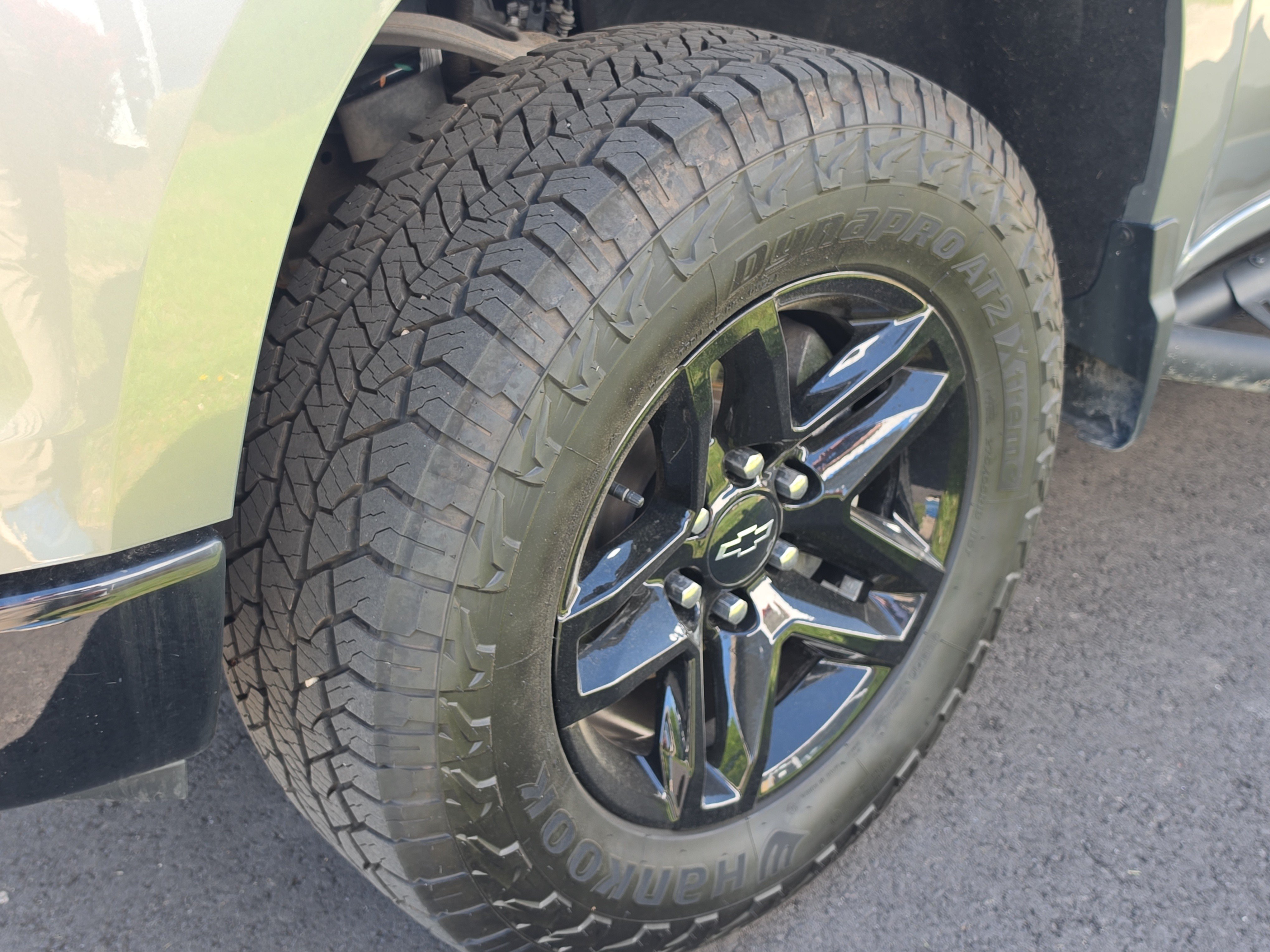 Used 2024 Chevrolet Silverado 1500 LT Trail Boss w/ Convenience Package II AWD/4WD image 11