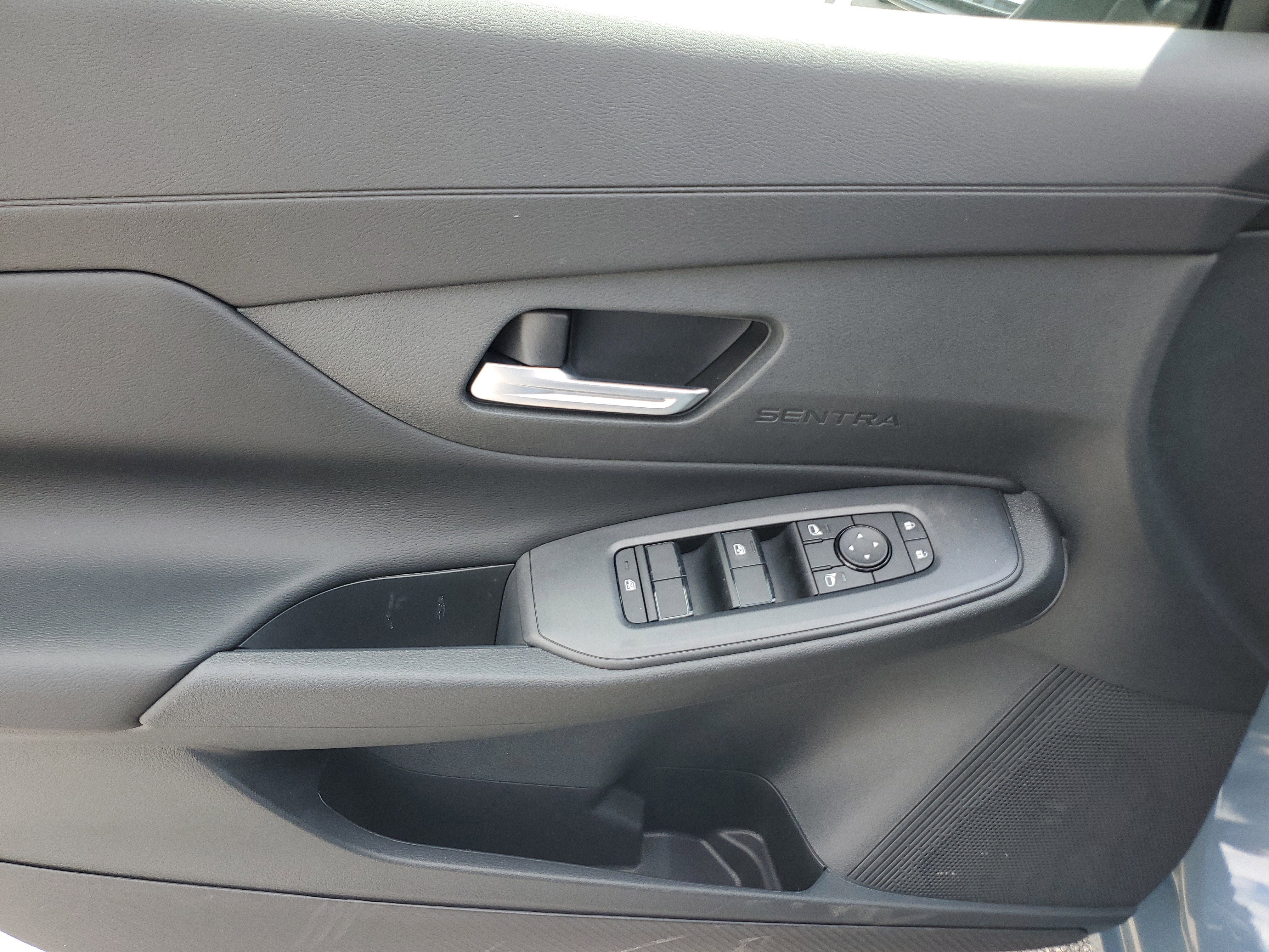 New 2026 Nissan Sentra SV image 12
