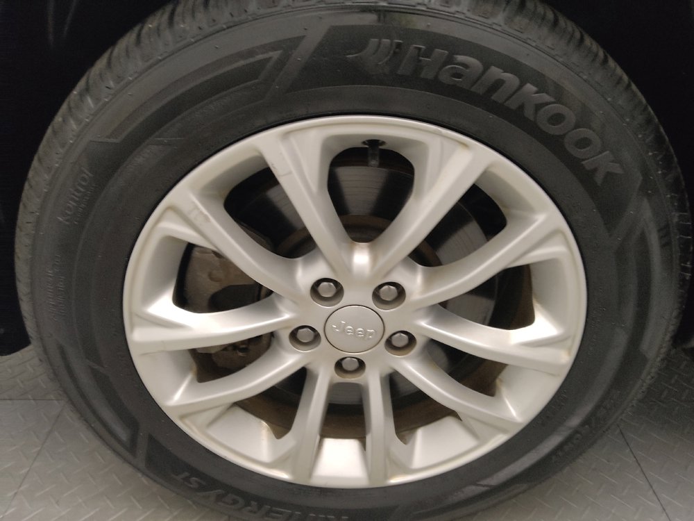 Used 2020 Jeep Cherokee Latitude image 31