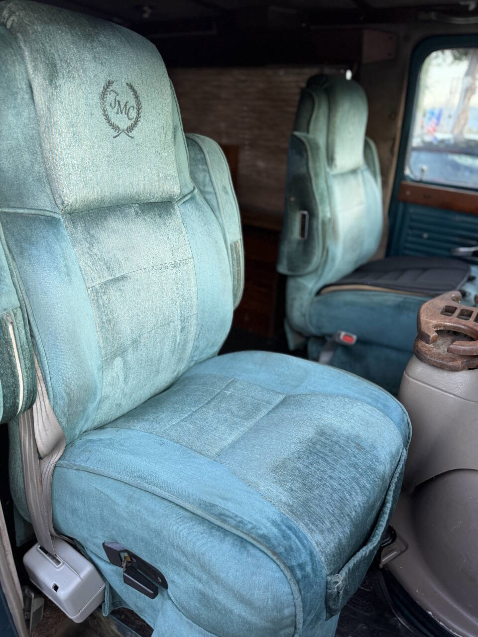 Used 1992 Chevrolet G20 RWD image 20