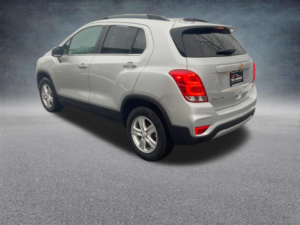 Used 2019 Chevrolet Trax LT w/ LT Convenience Package image 3