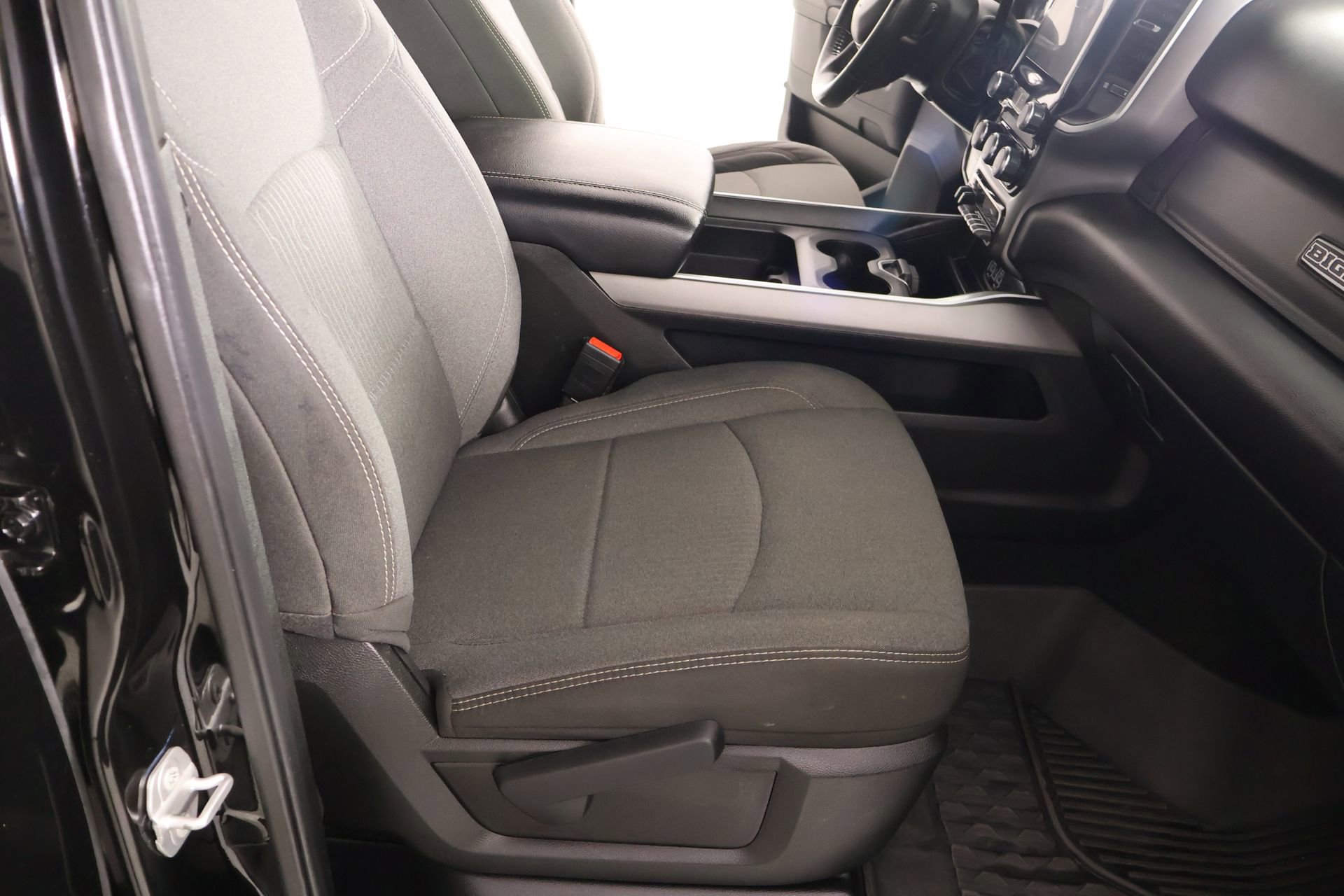 Used 2023 RAM 2500 Big Horn w/ Night Edition AWD/4WD image 13