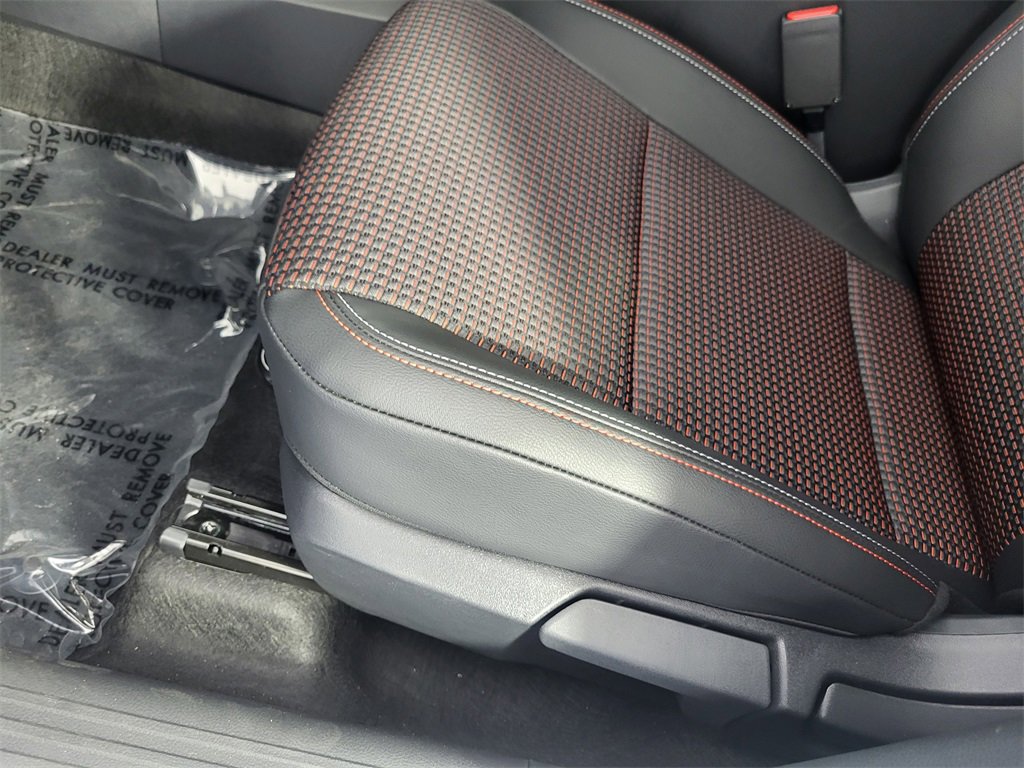 New 2025 Nissan Kicks SR w/ SR Premium Package image 10