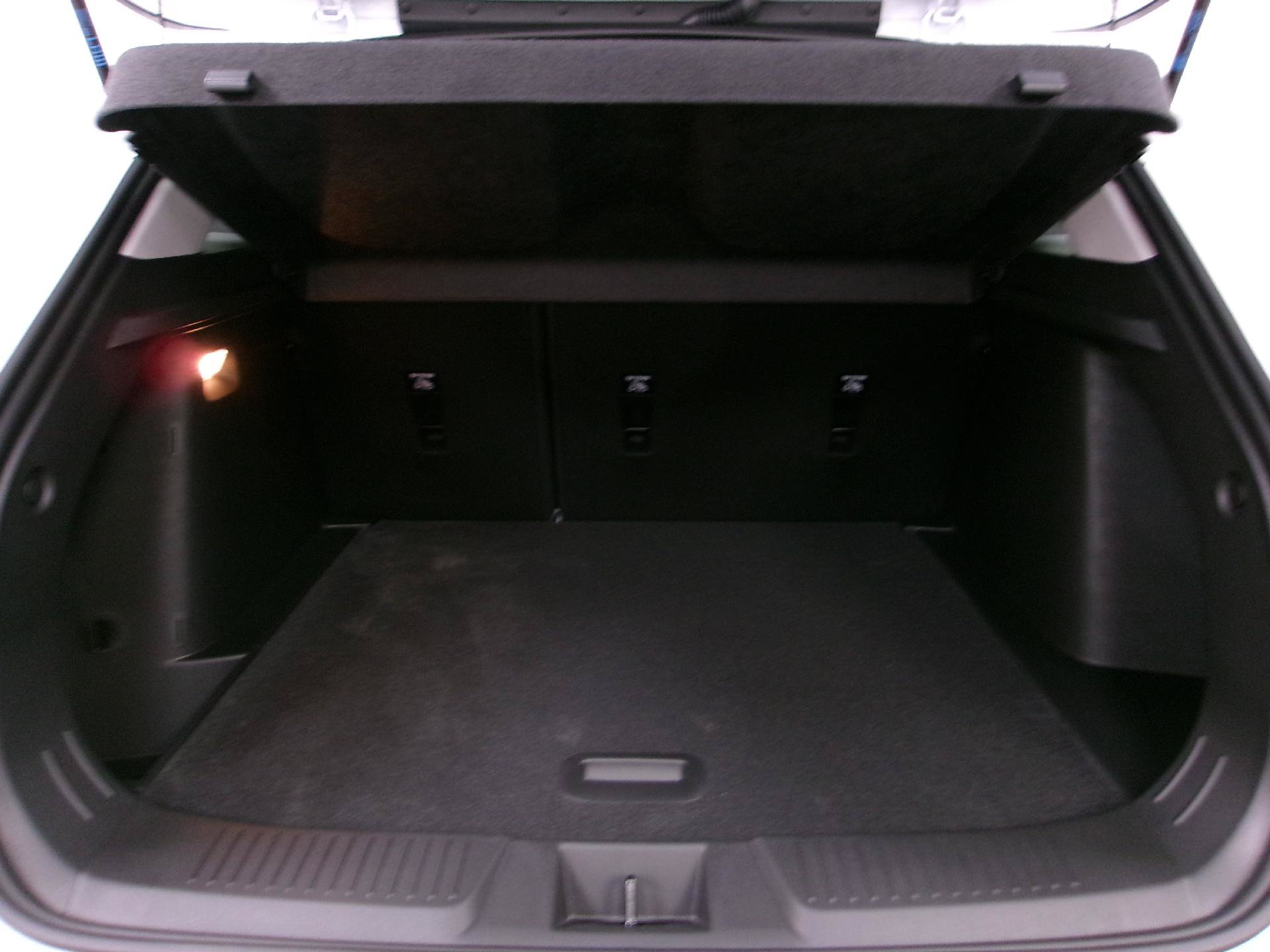 New 2026 Chevrolet Trax LT w/ Driver Confidence Package FWD image 11