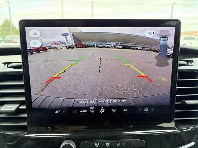 Used 2024 Ford Transit 350 XLT image 19