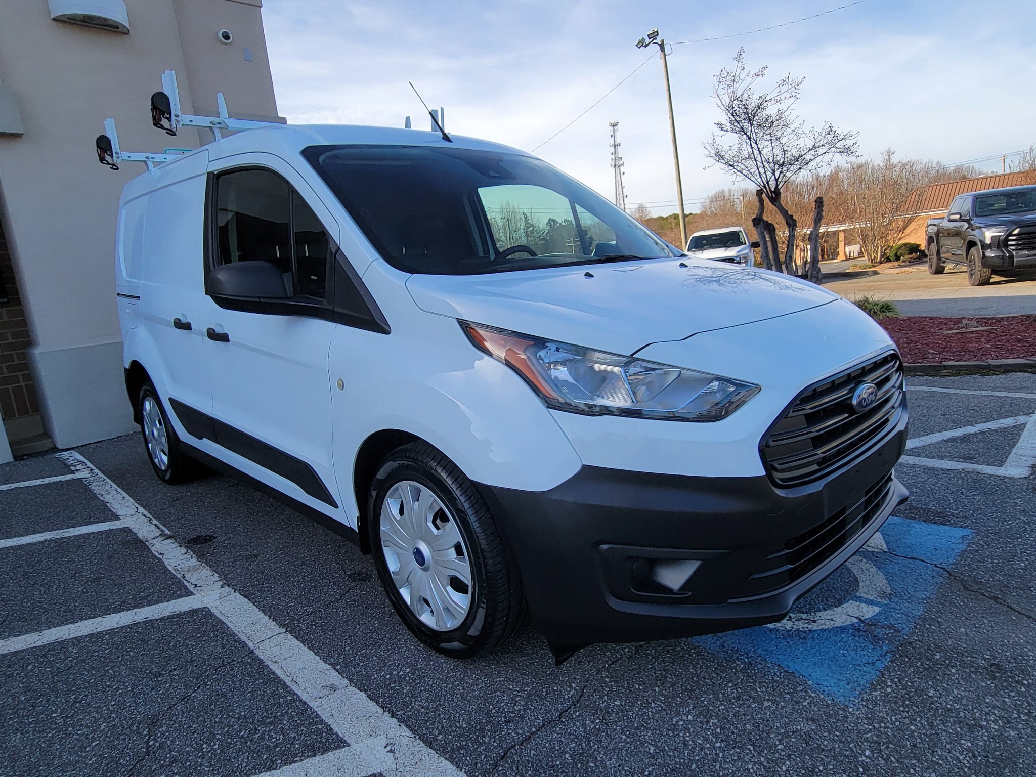 Used 2021 Ford Transit Connect XL image 3