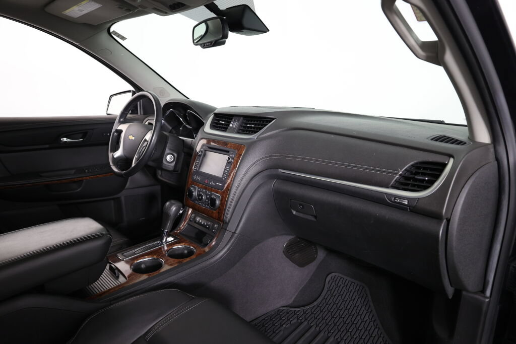Used 2014 Chevrolet Traverse LTZ w/ LPO, 'HIT The Road' Package FWD image 24