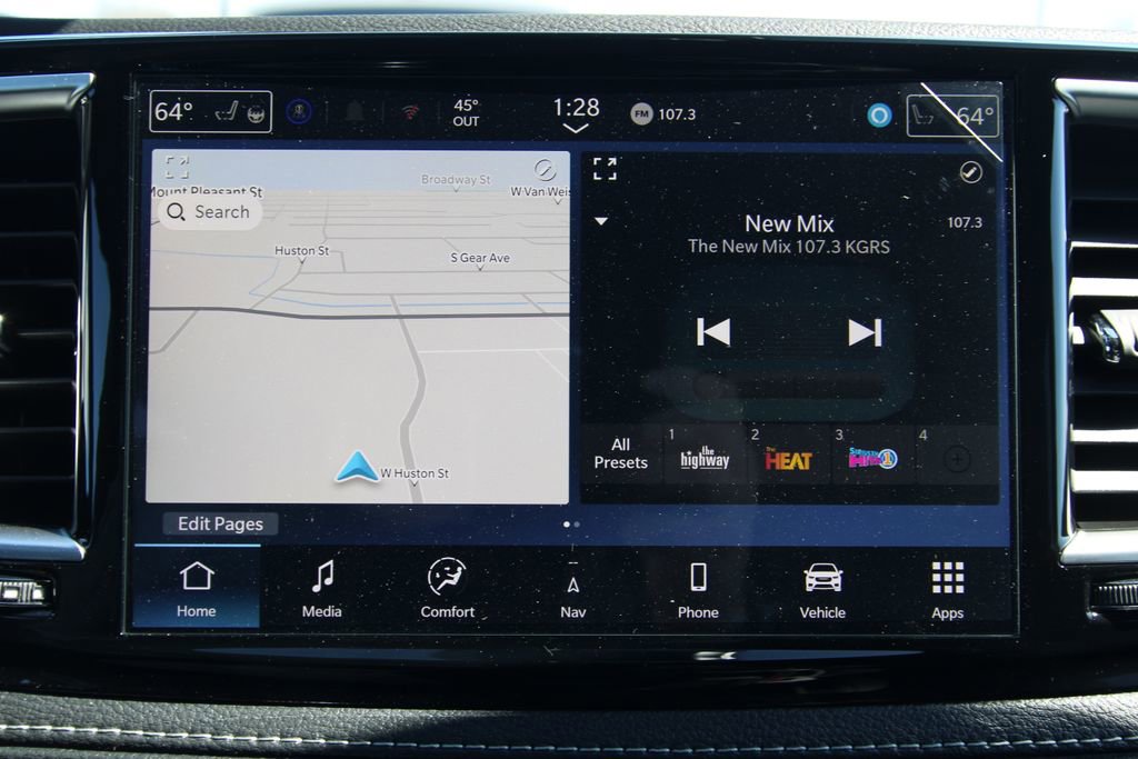 New 2026 Chrysler Pacifica Limited image 29