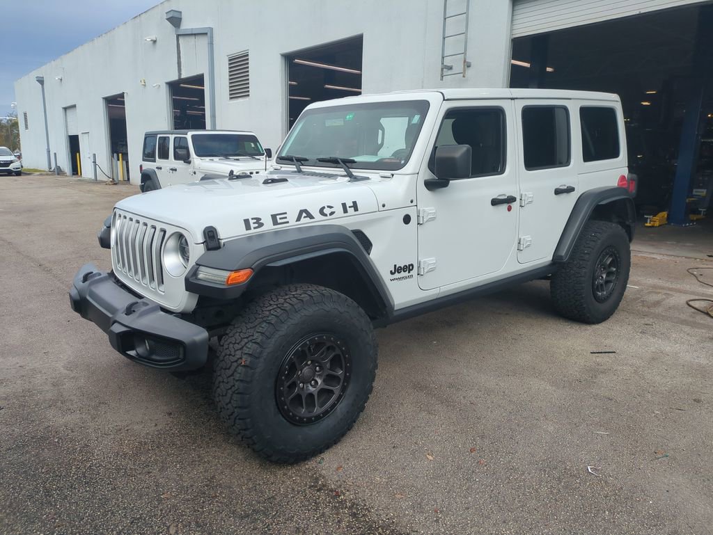 Used 2022 Jeep Wrangler Unlimited Sport w/ Xtreme Recon 35" Tire Package image 10