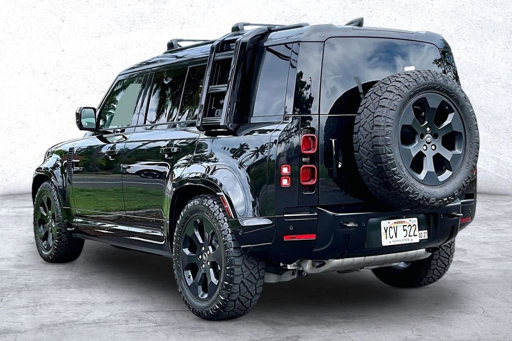 Used 2021 Land Rover Defender 110 X-Dynamic SE image 12