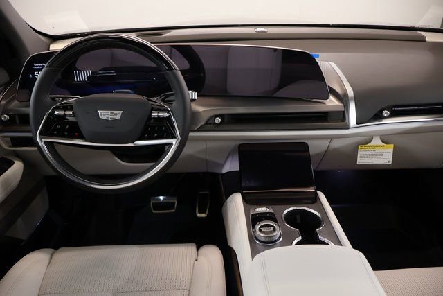 New 2026 Cadillac Vistiq Sport image 11