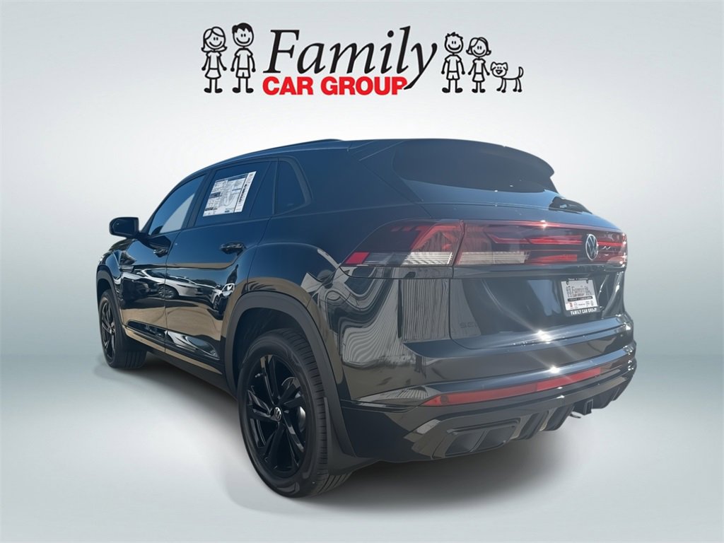 New 2026 Volkswagen Atlas Cross Sport SEL R-Line image 4