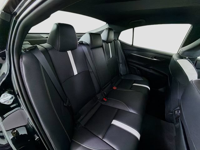 Used 2025 Toyota Camry SE FWD image 25