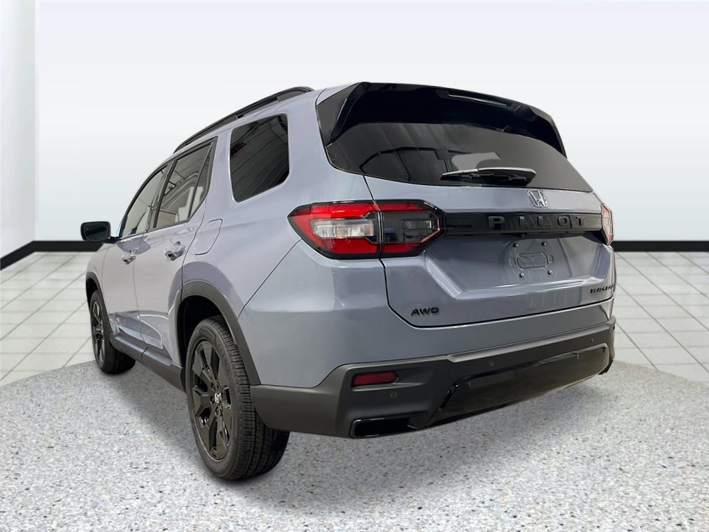 New 2026 Honda Pilot Black Edition image 5