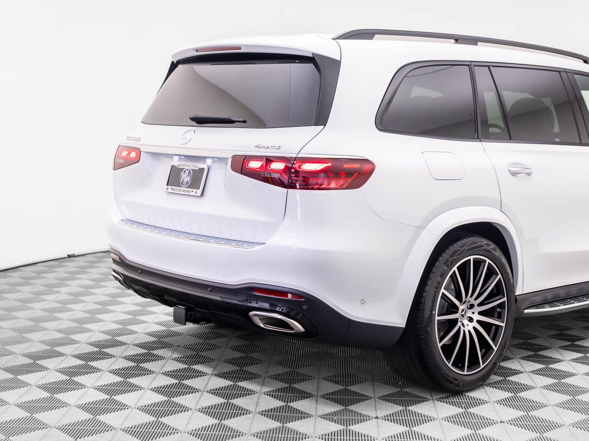 New 2026 Mercedes-Benz GLS 580 4MATIC image 40