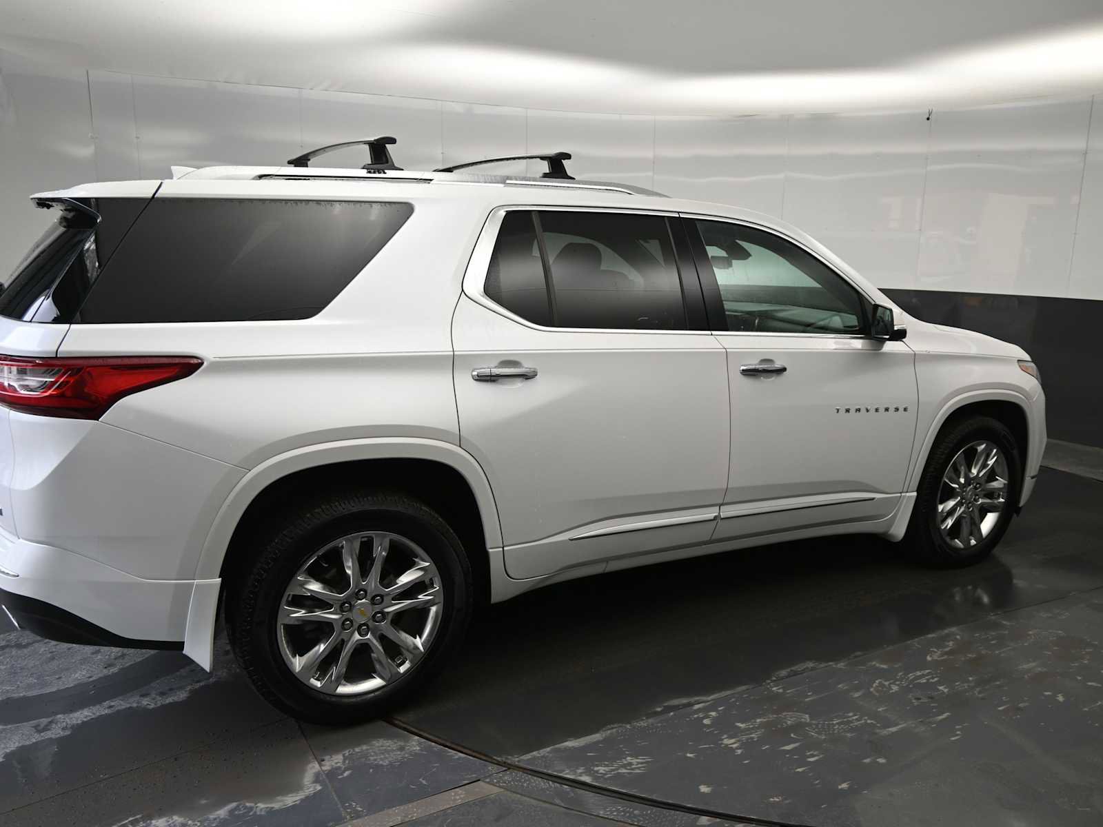 Used 2021 Chevrolet Traverse High Country AWD/4WD image 10