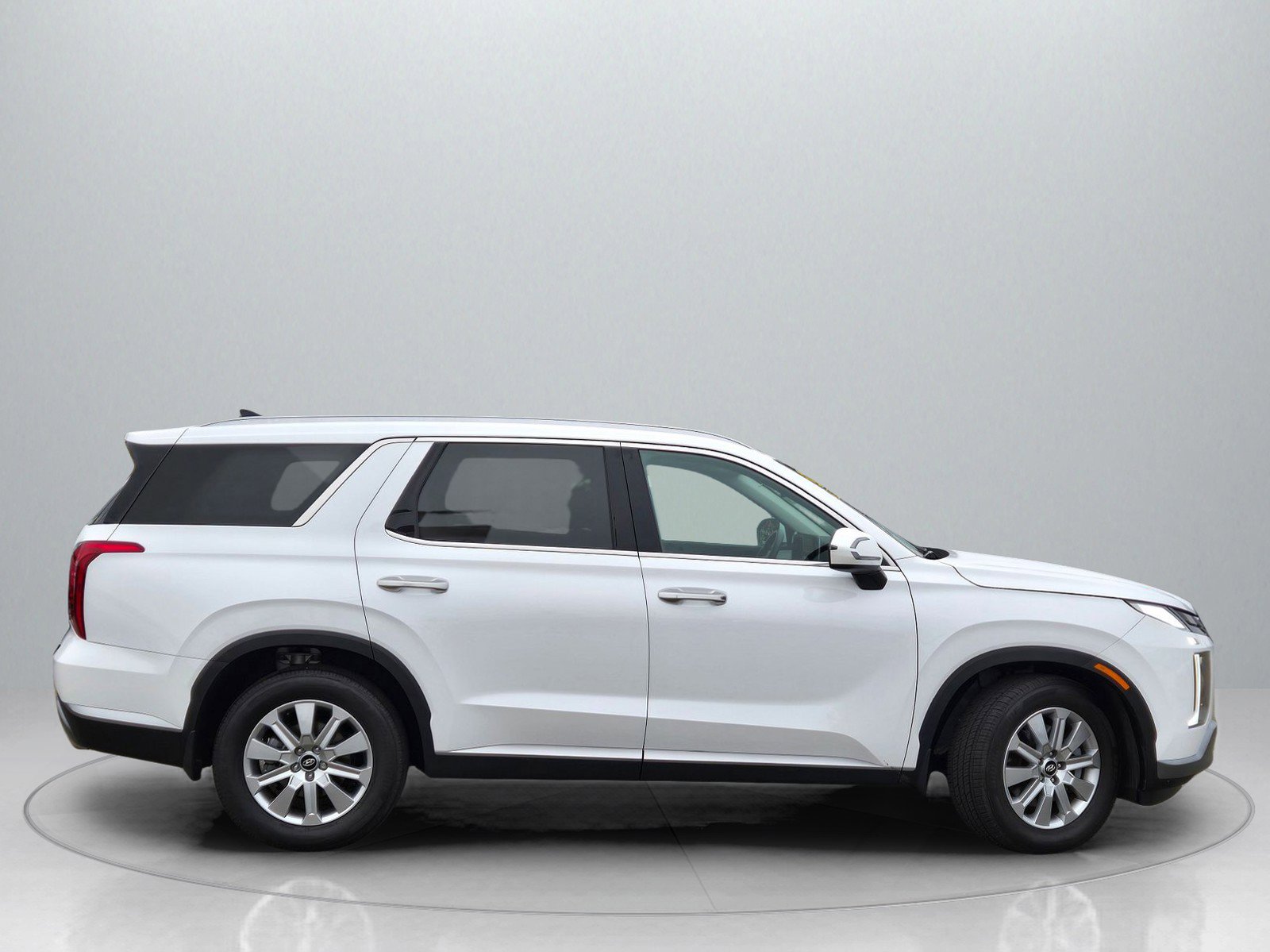 Certified 2025 Hyundai Palisade SEL image 9