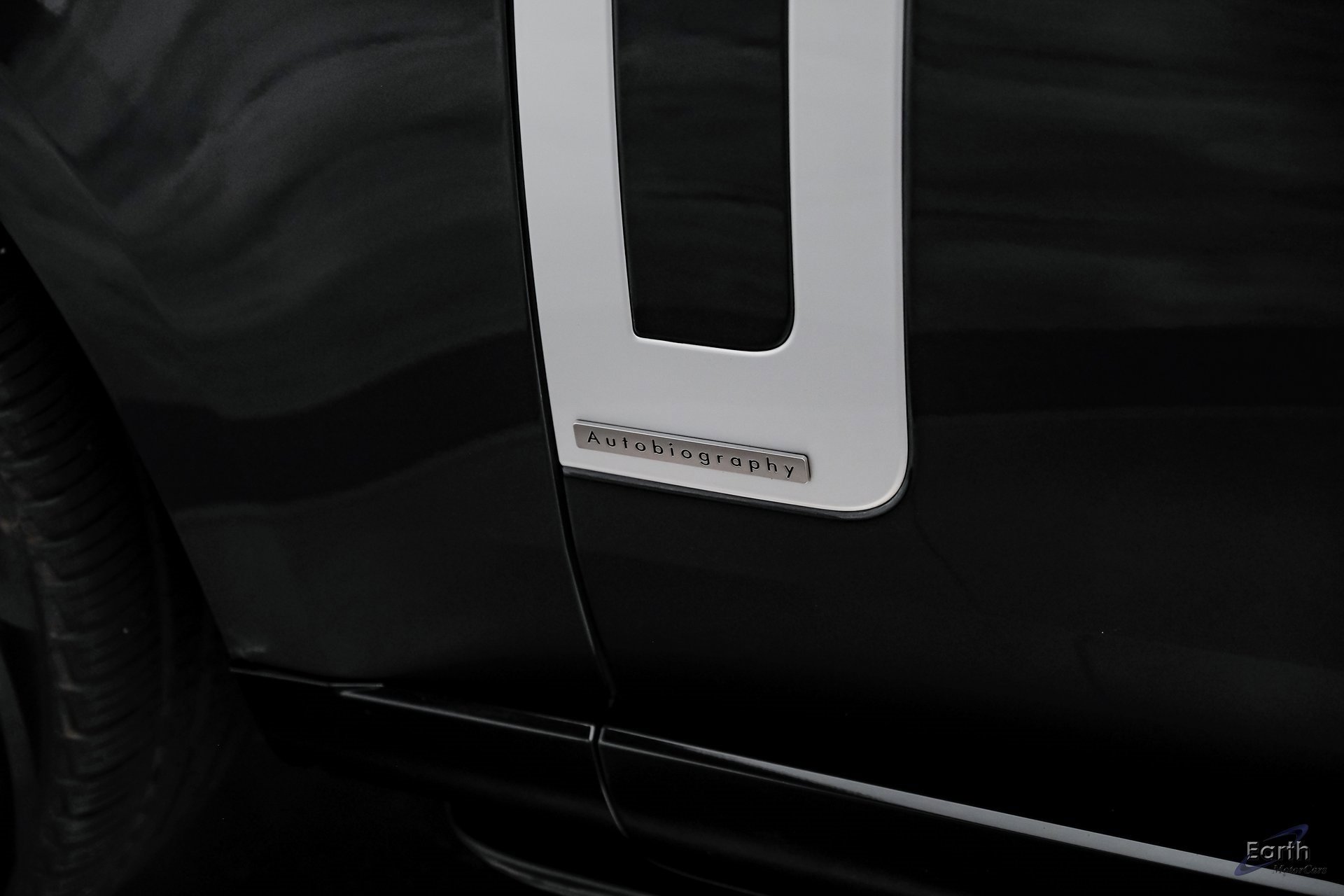 Used 2023 Land Rover Range Rover Autobiography image 29