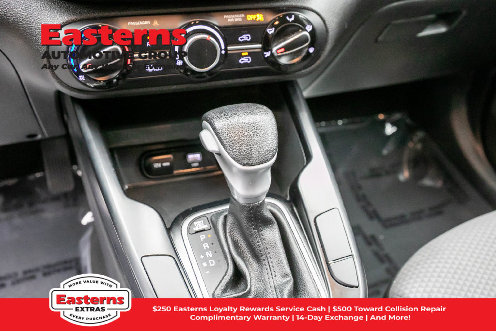 Used 2023 Kia Soul LX FWD image 14