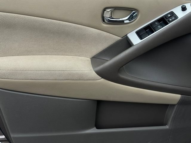 Used 2010 Nissan Murano S AWD/4WD image 14