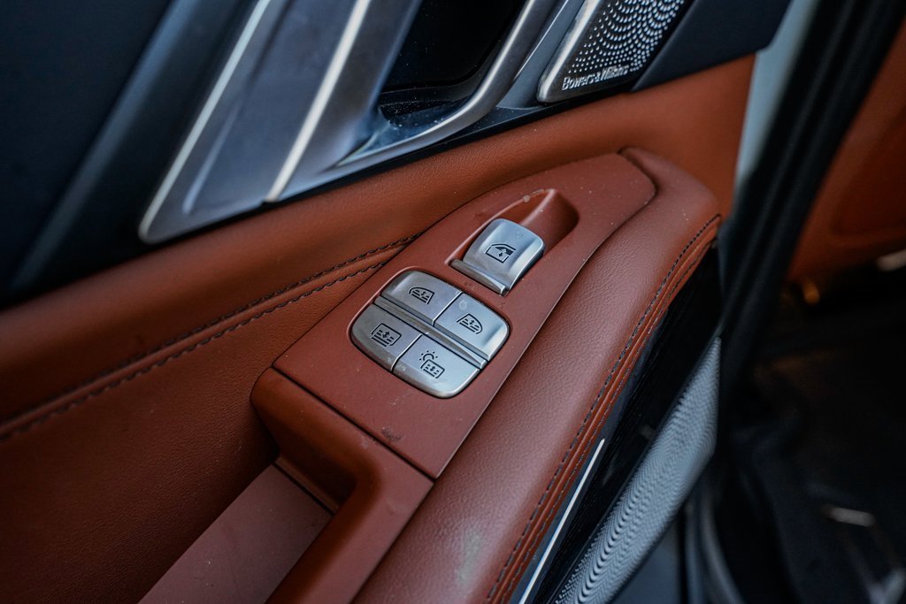 Used 2025 BMW X7 M60i image 21