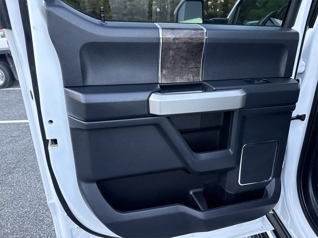 Used 2022 Ford F250 Lariat image 23
