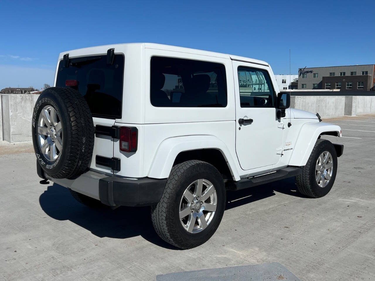 Used 2013 Jeep Wrangler Sahara w/ Connectivity Group AWD/4WD image 8