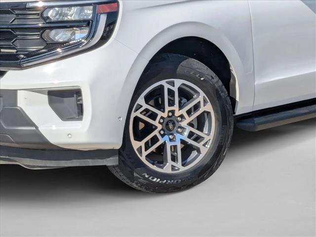 Used 2025 Ford Expedition Max Active image 24