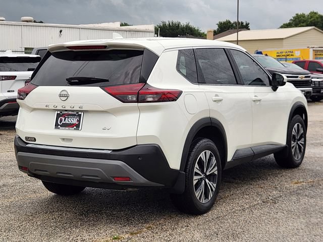 Used 2023 Nissan Rogue SV FWD image 7