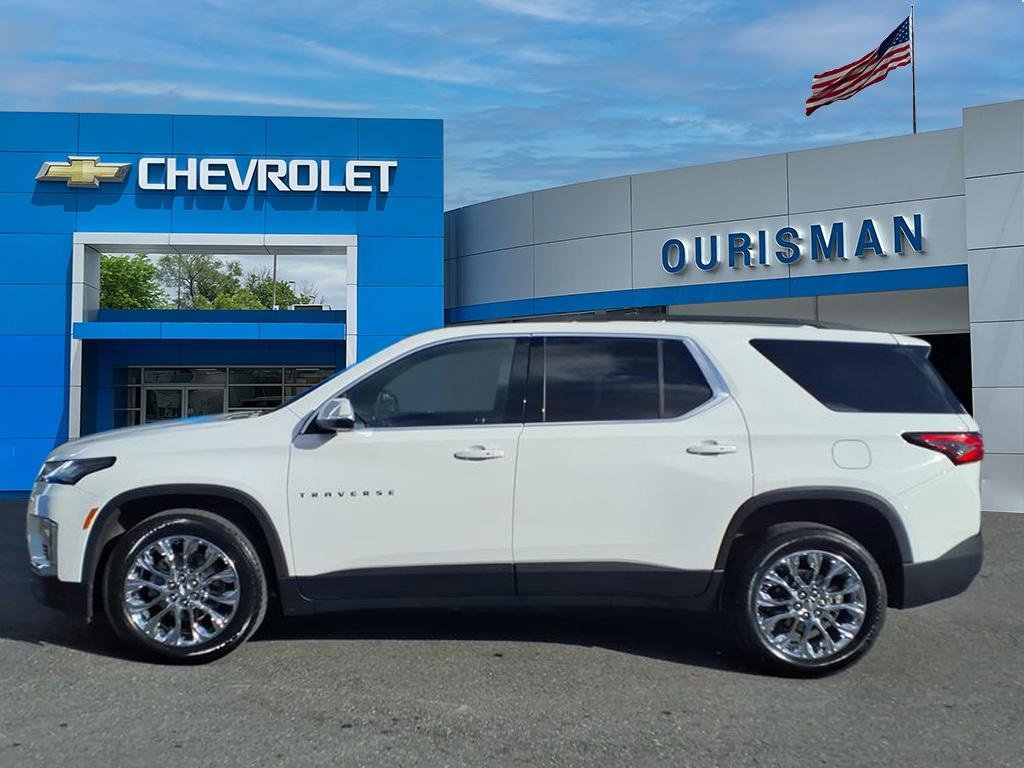 Used 2022 Chevrolet Traverse LT image 4