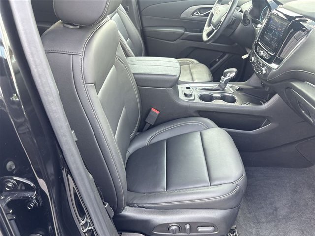 Certified 2023 Chevrolet Traverse LT w/ LPO, Floor Liner Package FWD image 26