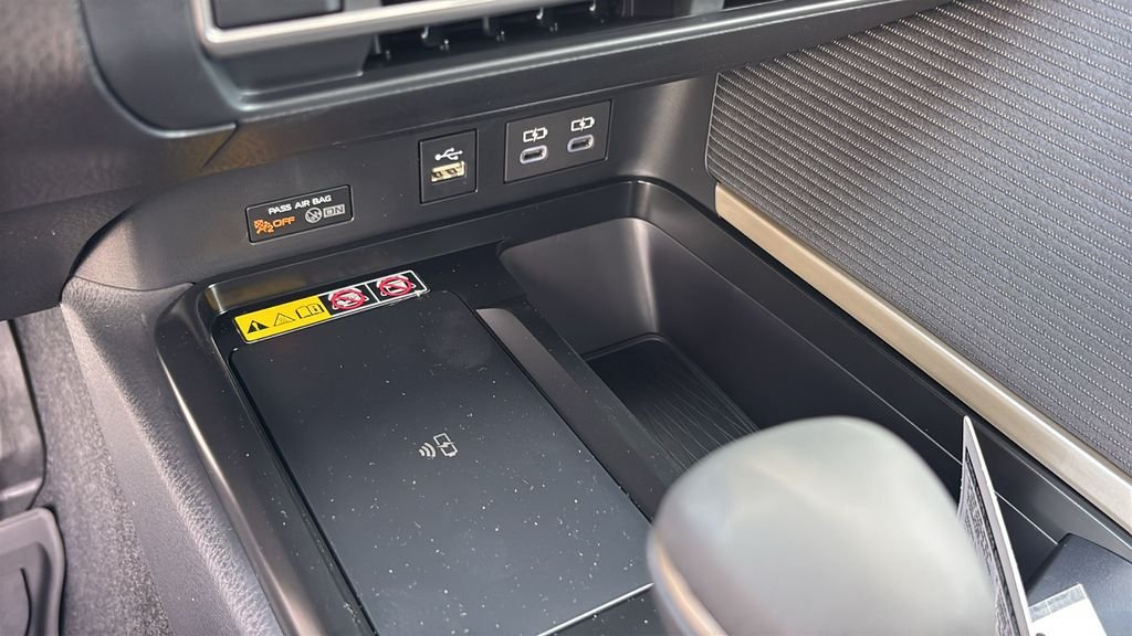 New 2026 Toyota Camry SE FWD image 18