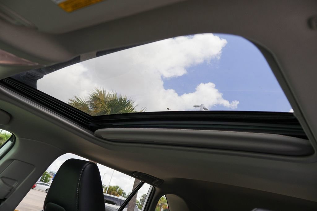 Used 2023 Toyota RAV4 Limited AWD/4WD image 12