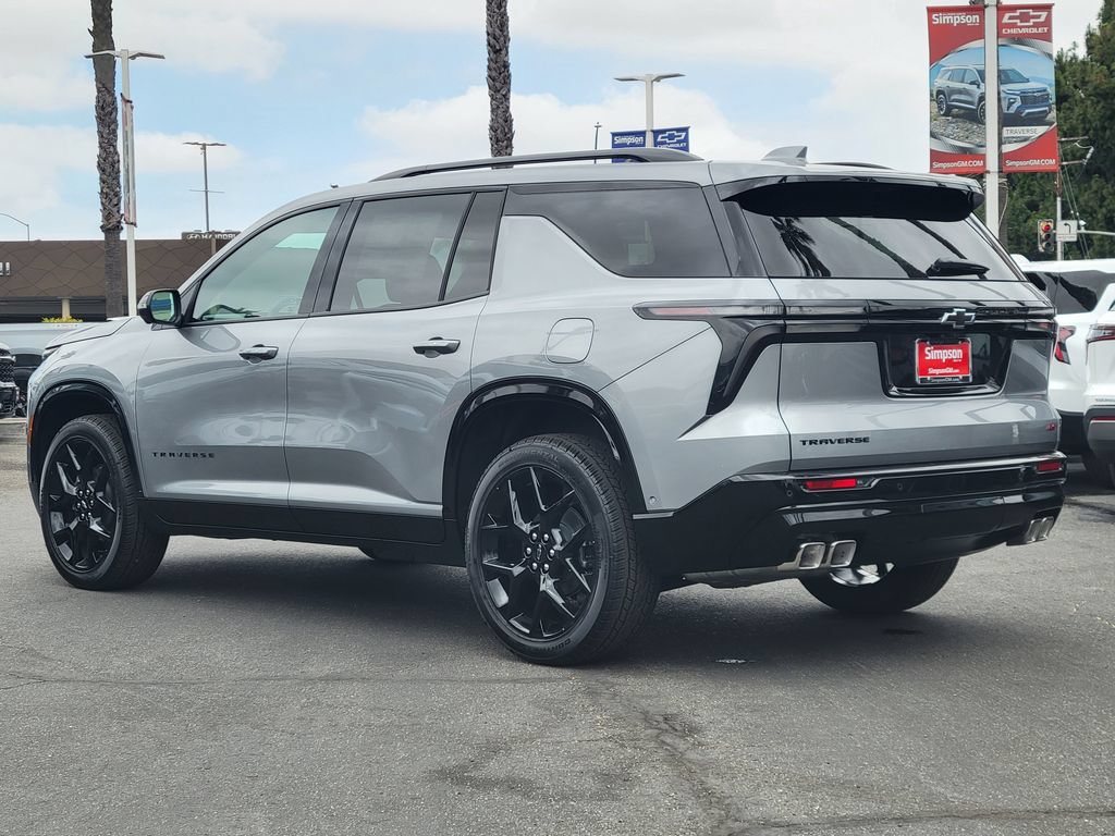 New 2026 Chevrolet Traverse RS FWD image 2
