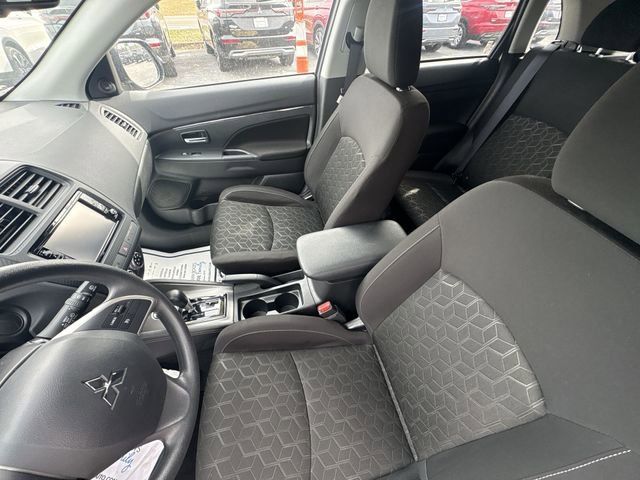 Used 2025 Mitsubishi Outlander Sport ES image 20