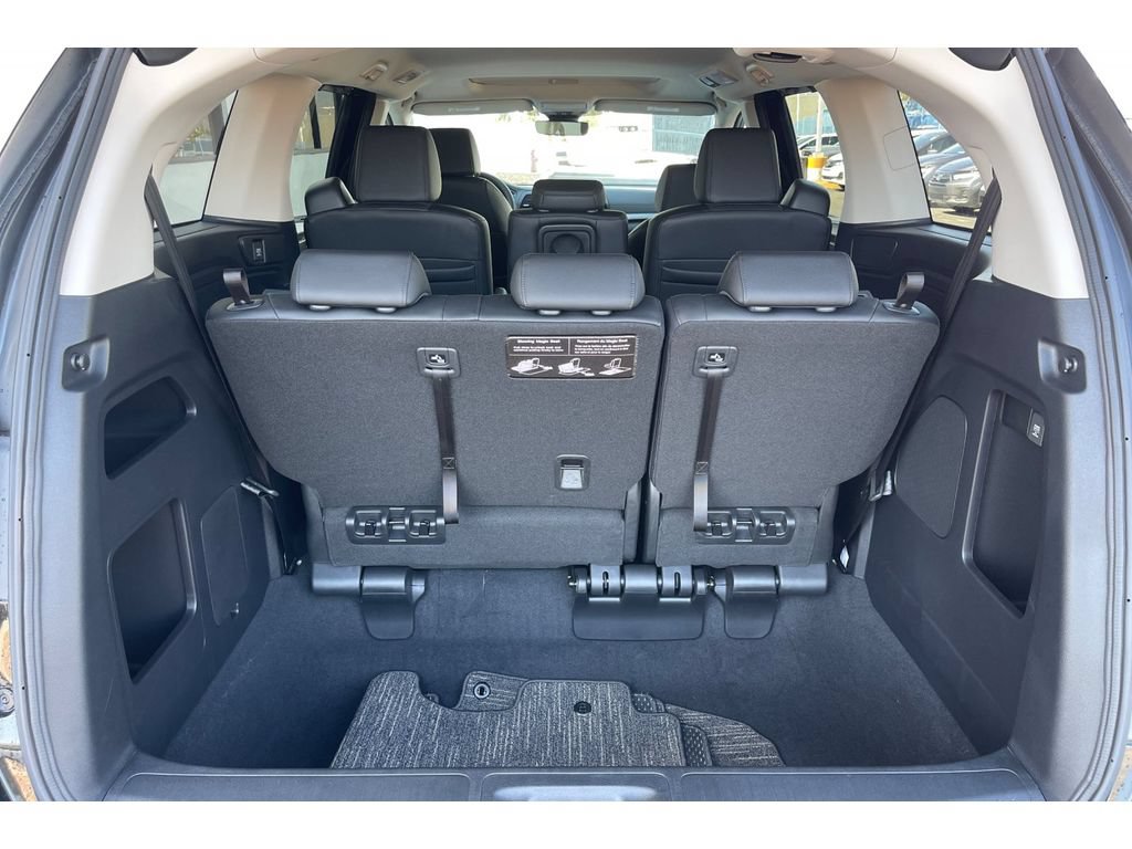Certified 2026 Honda Odyssey EX-L image 17