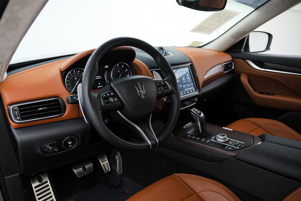 Certified 2023 Maserati Levante Modena AWD/4WD image 15