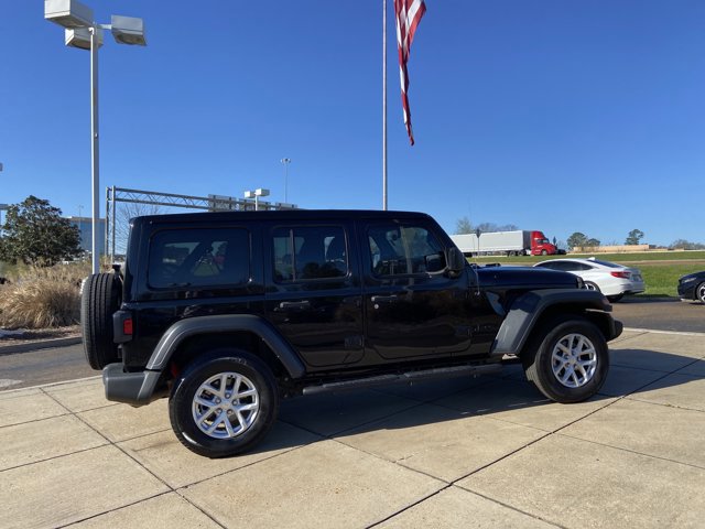 Used 2023 Jeep Wrangler Sport S w/ Sun And Sound Package image 4
