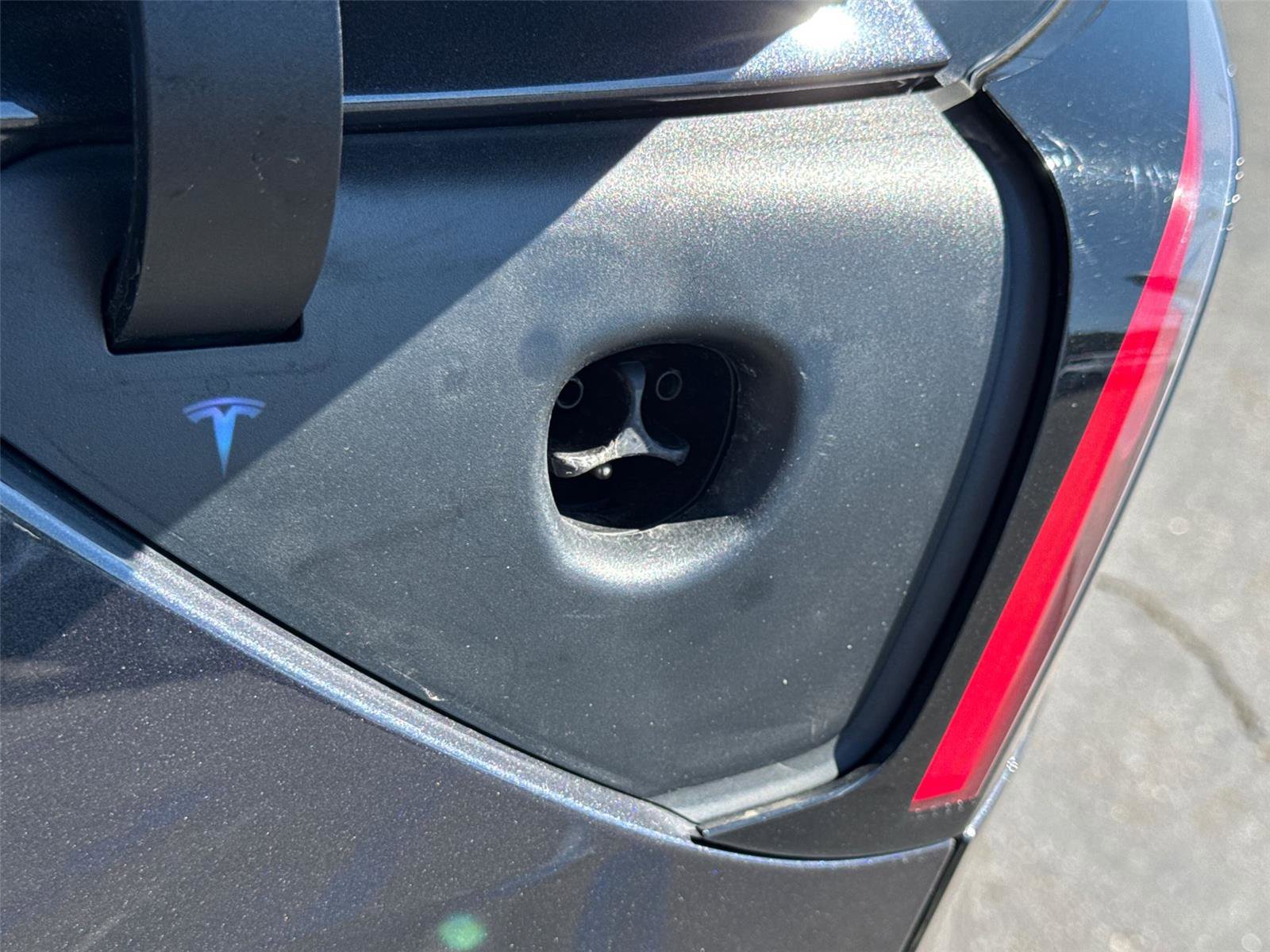 Used 2024 Tesla Model Y Long Range image 10