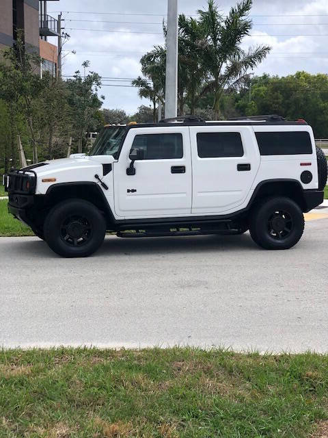 Used 2003 HUMMER H2 w/ Preferred Equipment Group image 1